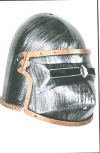 casco medievo picudo