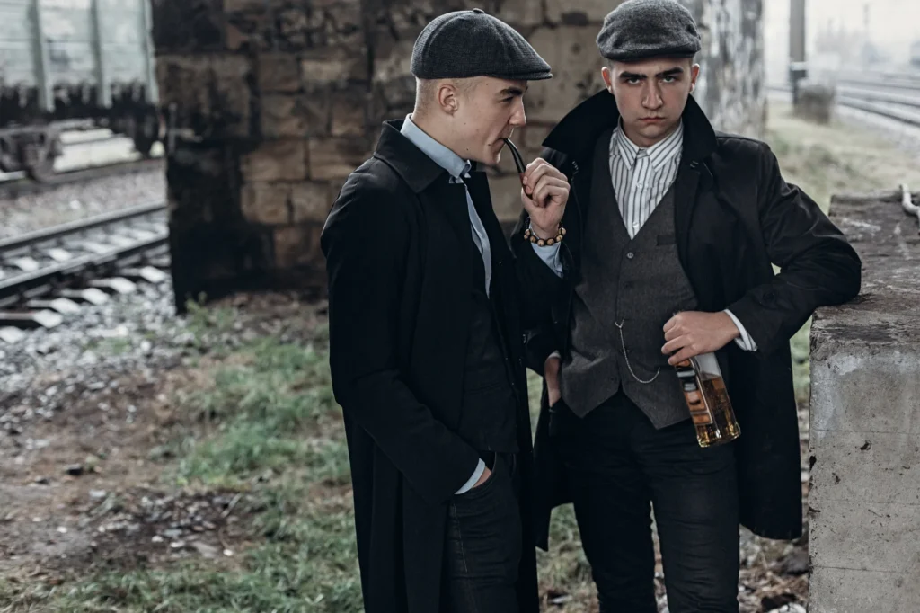 Disfraces de gansters y mafiosos: el look que nunca falla en una fiesta 3 disfraces gansters mafiosos - Disfraces de gansters y mafiosos: el look que nunca falla en una fiesta